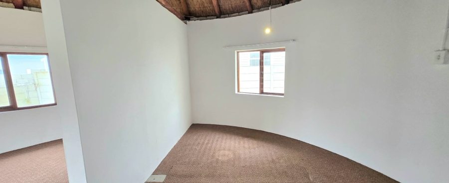 3 Bedroom Property for Sale in Franskraal Western Cape